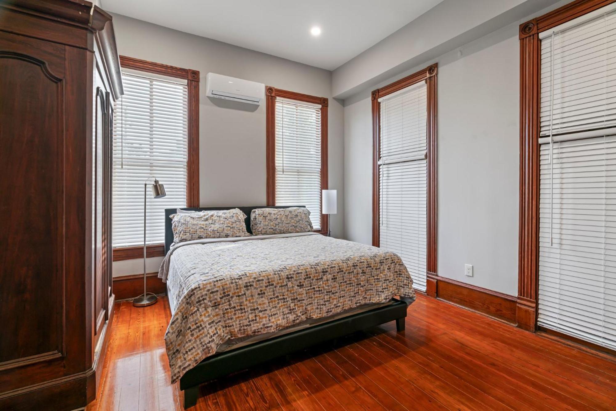 Historic Galveston Family Beach Home With 3 King Beds Екстер'єр фото